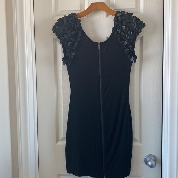 Bebe - Picture 5 of 5